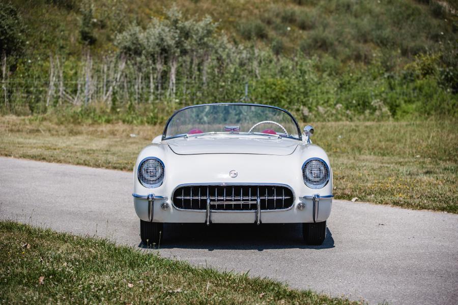  Chevrolet Corvette Polo White 1954 года  (фото 30 из 40)